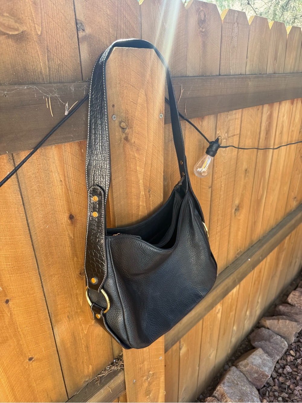Black Leather Shoulder Bag - Vintage Aspect by Lisette